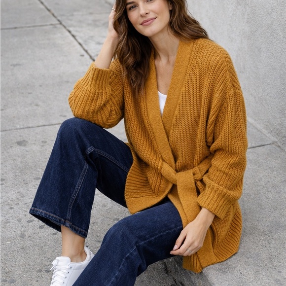 Zara Sweaters - Zara‎ tied chunky knit cardigan sweater Size M mustard marigold yellow heavy